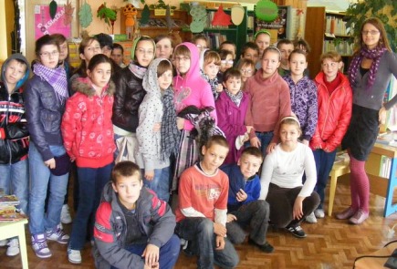 Bibliotekę odwiedziły dzieci ze Szkoły Podstawowej w Kościelnej Wsi