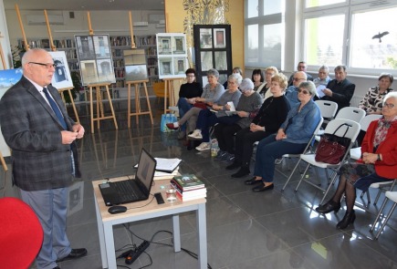 Prof. dr hab. Stanisław Kunikowski