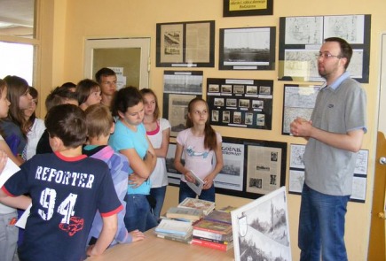 Bibliotekę odwiedzili uczniowie ze Szkoły Podstawowej w Piotrkowie Kujawskim.