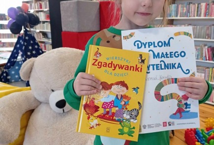 "MAŁA KSIĄŻKA WIELKI CZŁOWIEK".