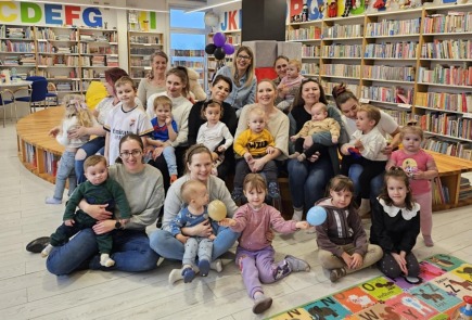 Gwar, śmiech, zabawa - to właśnie środa w BIBLIOTECE.