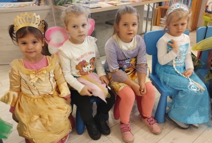 Dzień Postaci z Bajek.