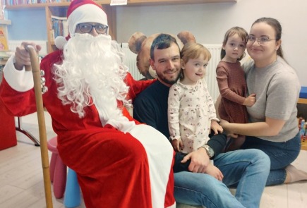 Środowe spotkania Mam z maluszkami pełne świątecznej magii!