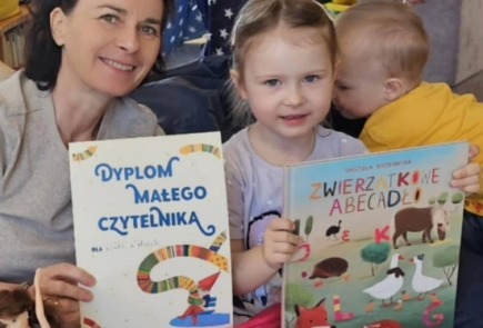 "MAŁA KSIĄŻKA - WIELKI CZŁOWIEK"