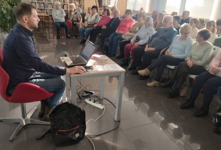 „Naturalne spalanie tłuszczu” – to tytuł dzisiejszego wykładu dra Radosława Kożuszka,