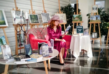 Wyjątkowe inspirujące spotkanie z włocławską pisarką i poetką MIROSŁAWĄ STOJAK.