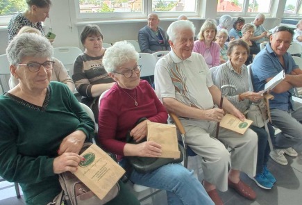 MAJ to miesiąc książki i bibliotek — czas wielu spotkań i wydarzeń w naszej bibliotece.
