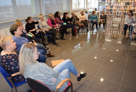 Dla bibliotekarzy z powiatu radziejowskiego odbyły się warsztaty  psychoedukacyjne i psychosocjologiczne