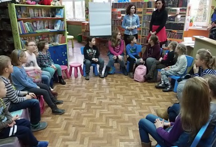 Młodzieżowe Centrum Kariery OHP w Radziejowie współpracując z biblioteką